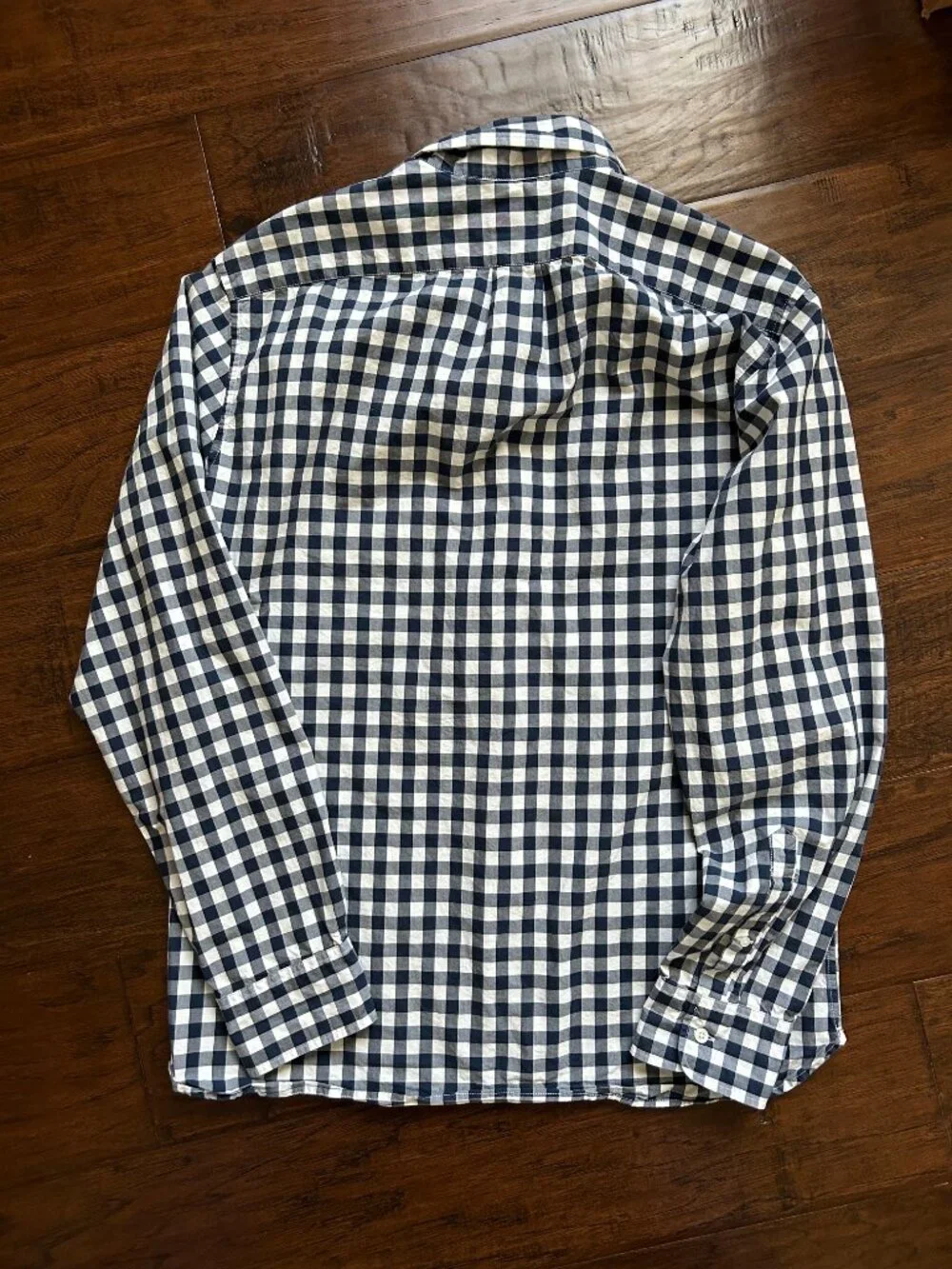 J.Crew Men's Navy and White Gingham Button-Front Shirt M medium